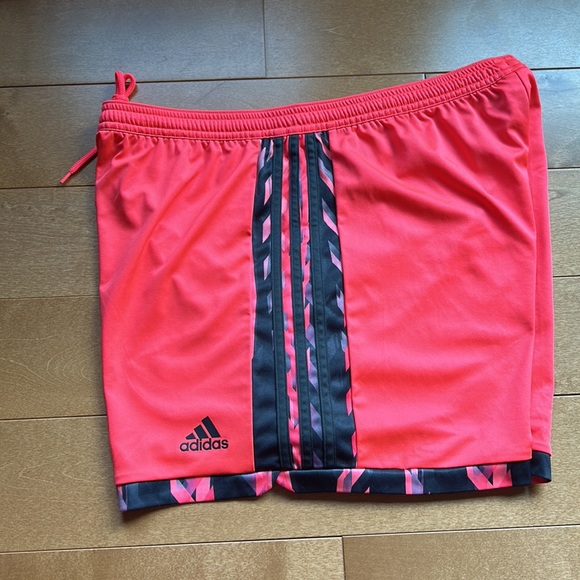 Adidas Shorts - Picture 4 of 4
